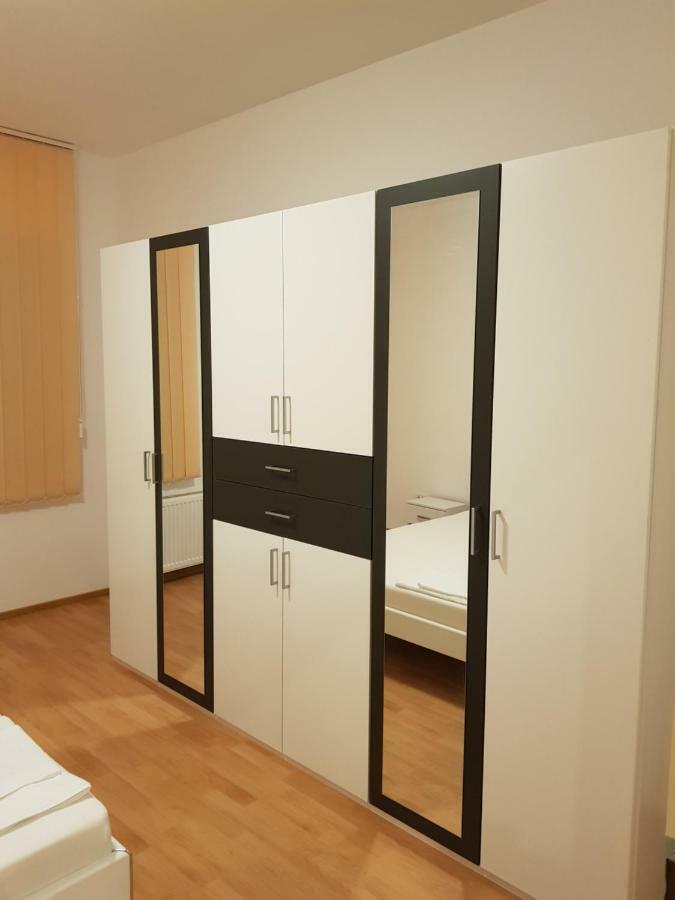 Ferienwohnungen Albstadt Bagian luar foto
